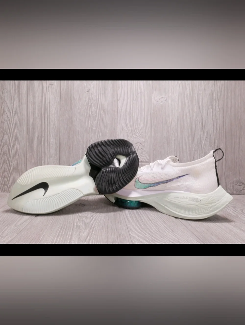 Nike Women’s White and Pink Performance Running Sneaker - Picture 3 of 3